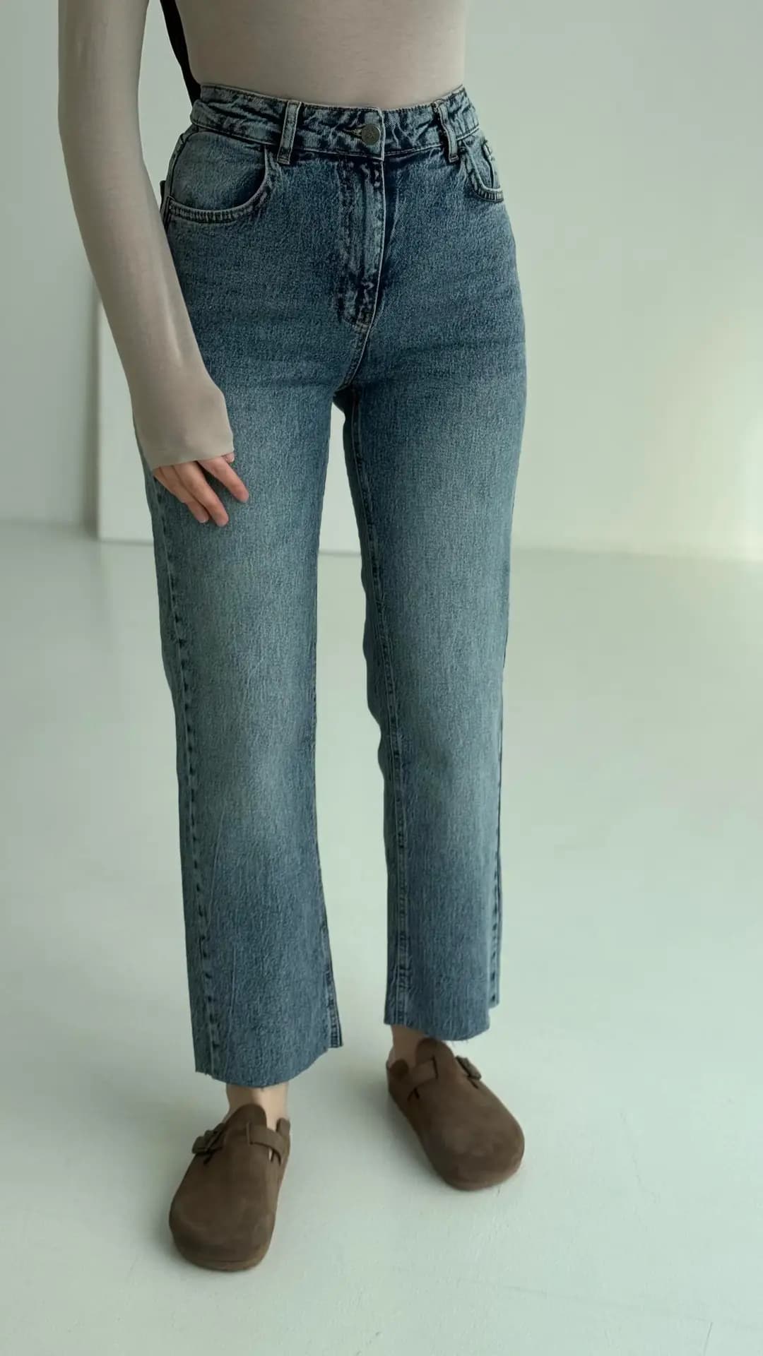 Premium Paçası Kesik Jean 276