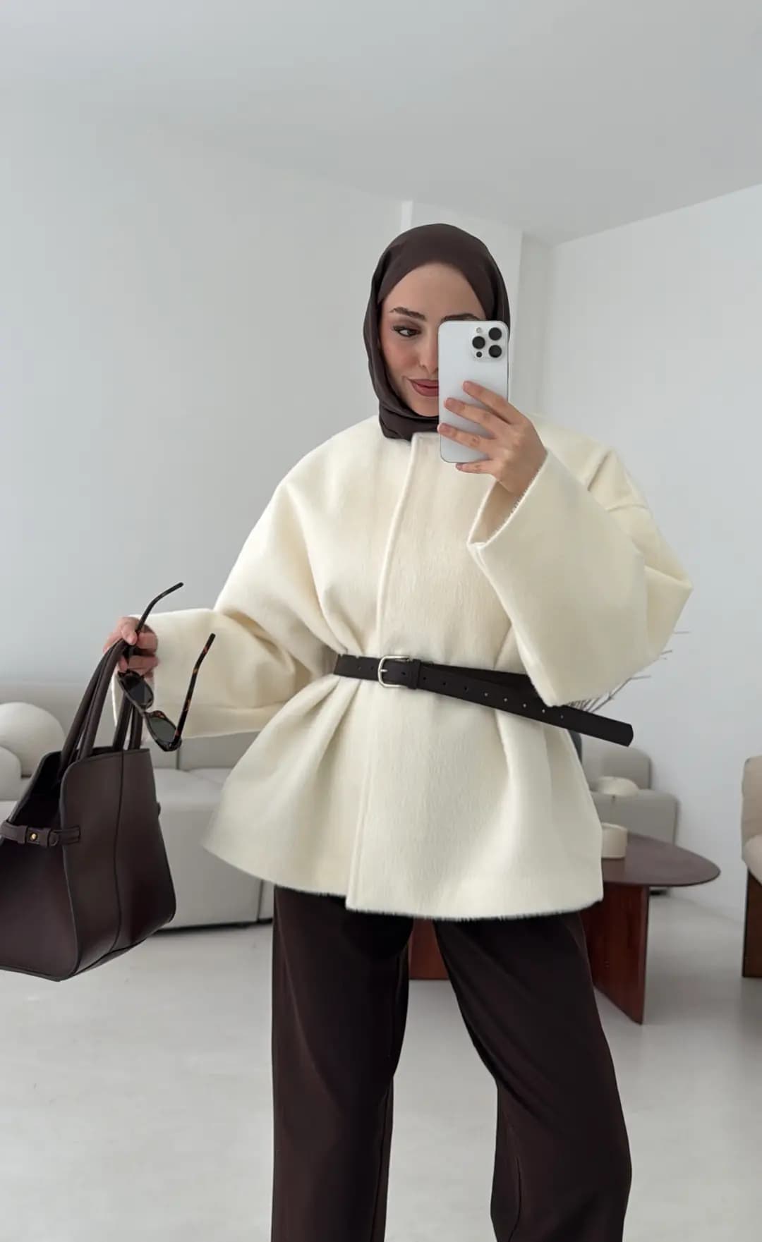 Kemerli Gizli Düğmeli Kaşe Kaban