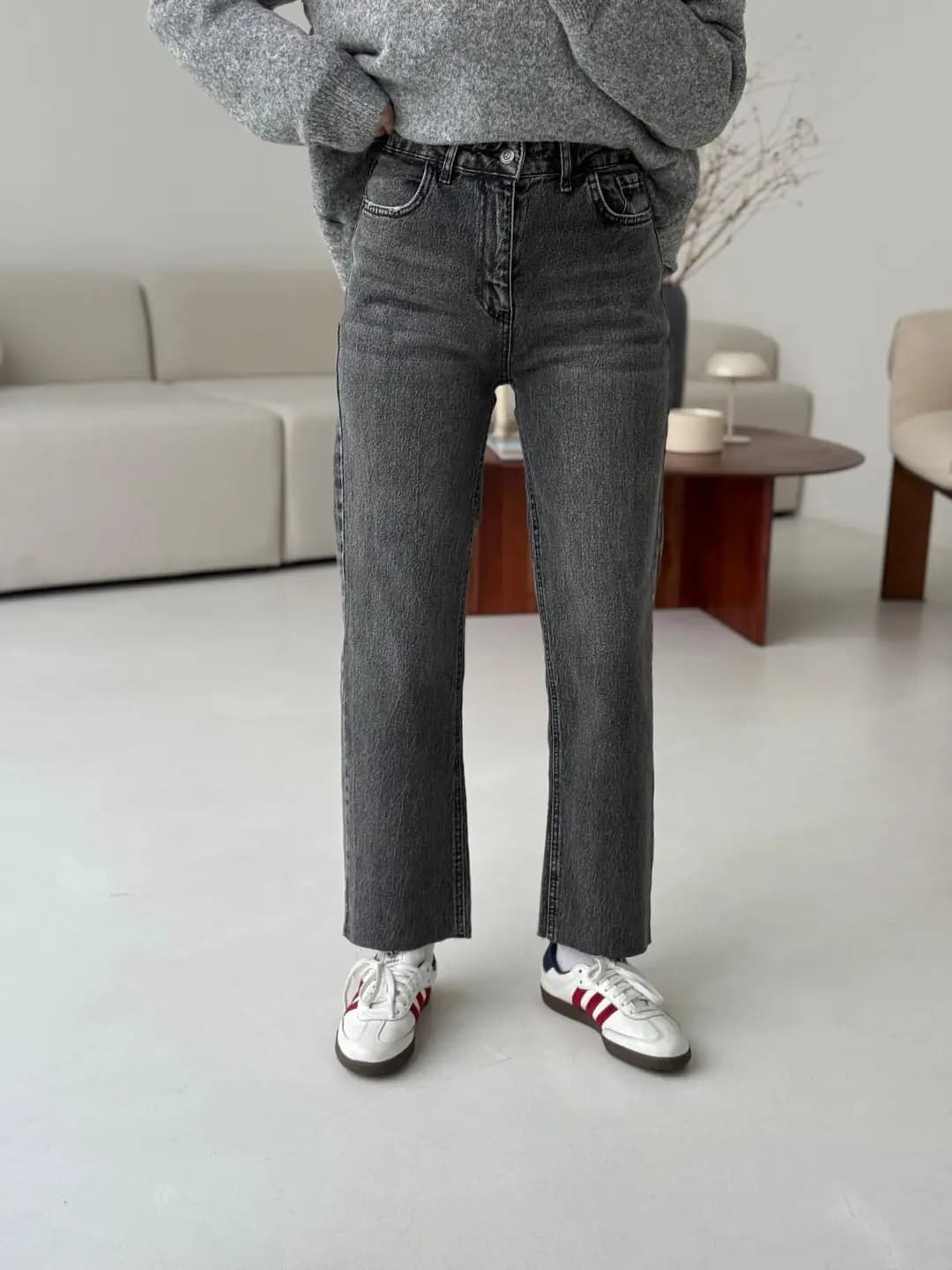 Premium Paçası Kesik Hafif Gri Jean R160