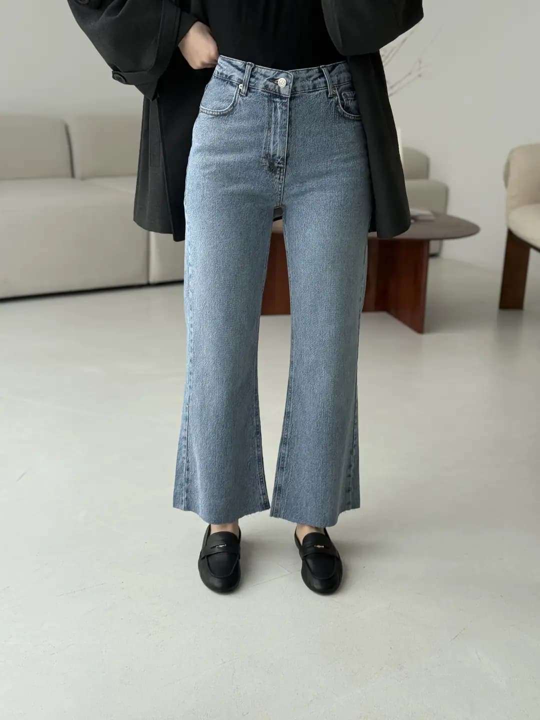 Premium Paçası Kesik Hafif İspanyol Jean R78