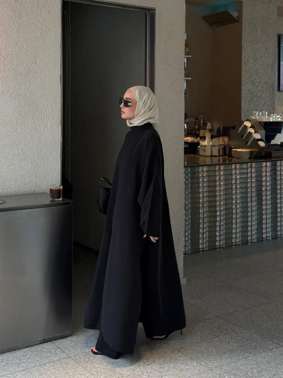 Sofia Şallı Yırtmaç Detay Takım Siyah