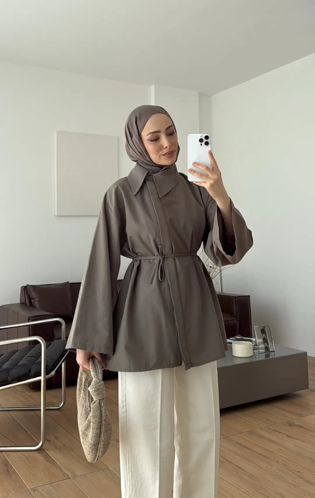 Bağcıklı Asimetrik Yaka Gömlek Vizon