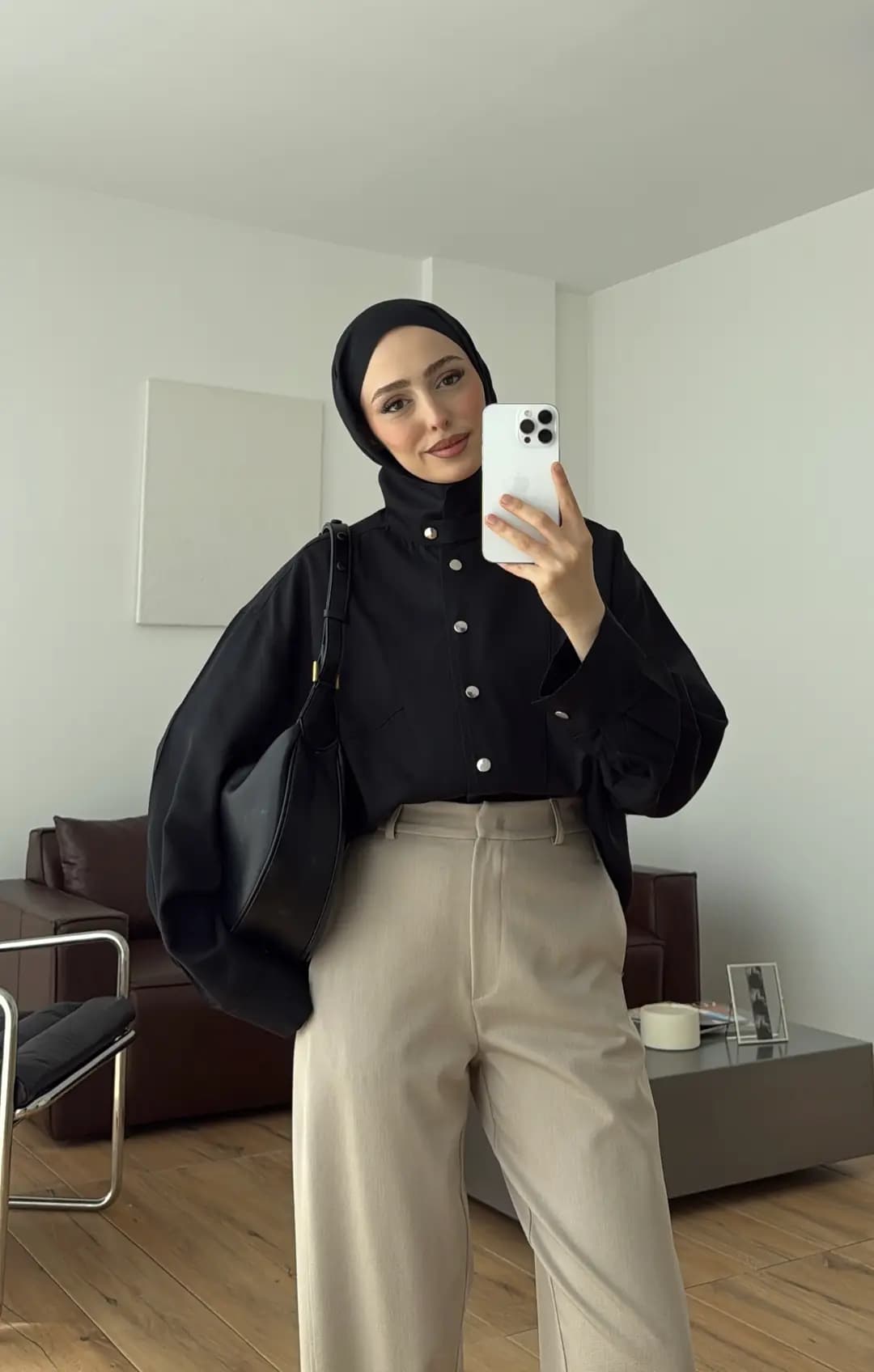 Dik Yaka Çıtçıtlı Tok Kumaş Gömlek Siyah
